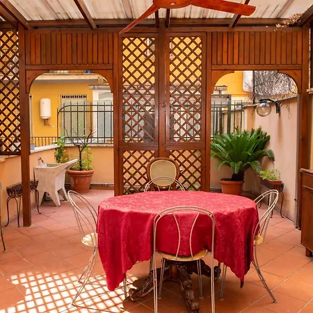 Apartment Latina House