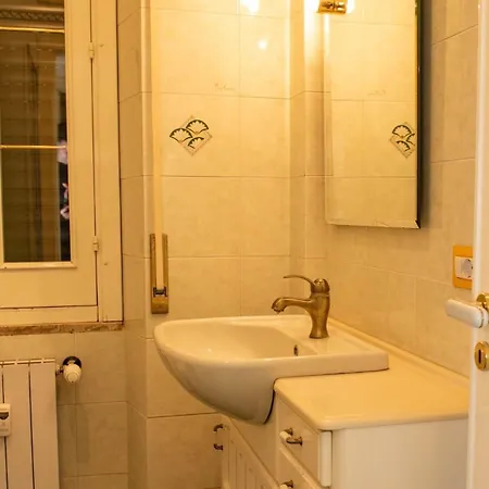 Latina House רומא