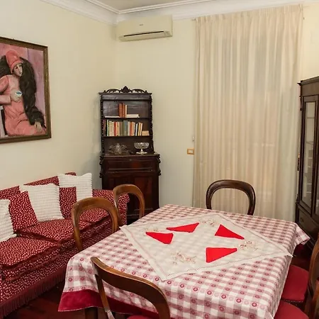 Latina House דירה